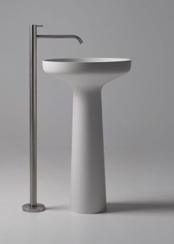 1589373551036_01_al_showroom_2017_07_14_ago_floumud_fondo_bianco_02web