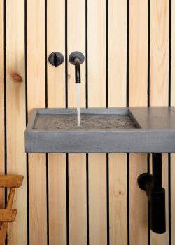 Kast+Concrete+Basins+-+Flor+Mini+A1+-+Iron+-+Front